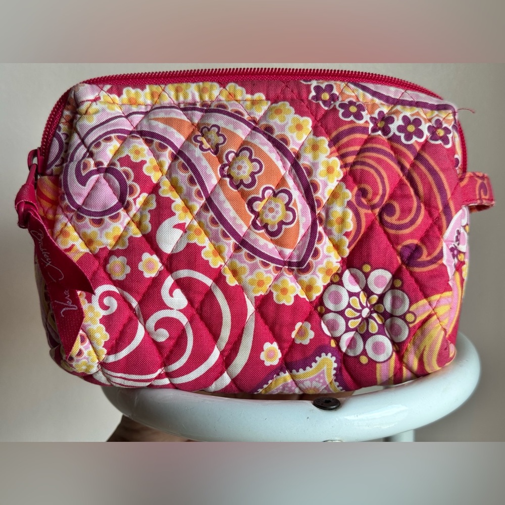 Vera Bradley Quilted Raspberry Fizz Lined & Zippered Travel Mini Cosmetic Bag -